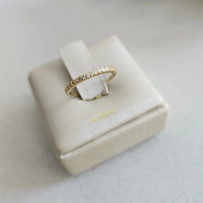 Aparador em moeda antiga