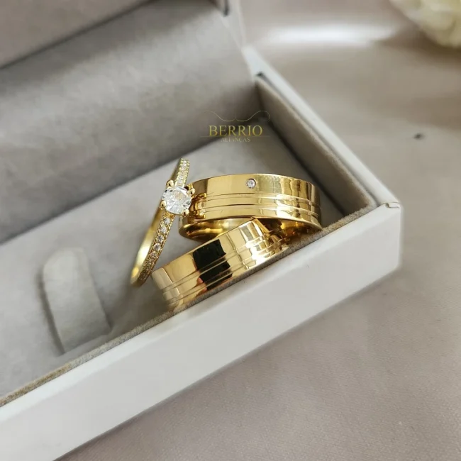 Combo de Alianças de Moedas Antigas Eternity + Anel Cravejado (cópia)