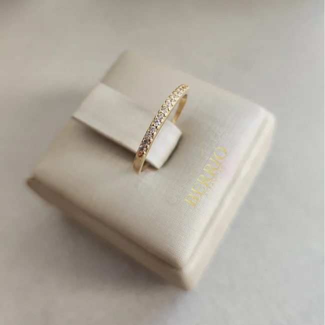 Combo 2 Anéis Solitário + Aparador Cravejado