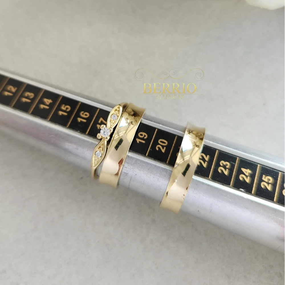 Combo Alianças de Moedas Antigas em Vila Velha com Anel Verona