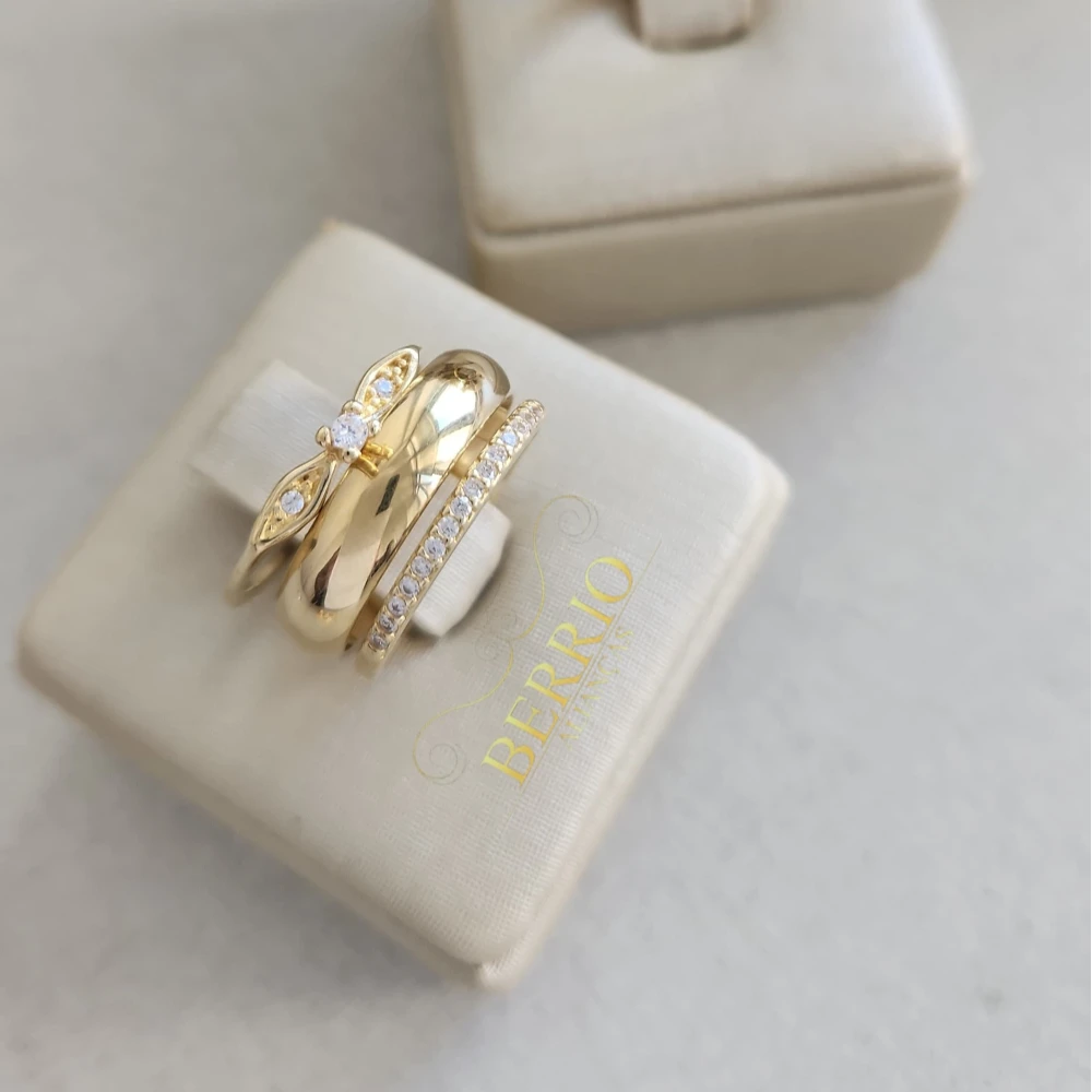 Combo Alianças de Moedas Antigas Joinville + Anel Nova Odessa e Aparador Cravejado