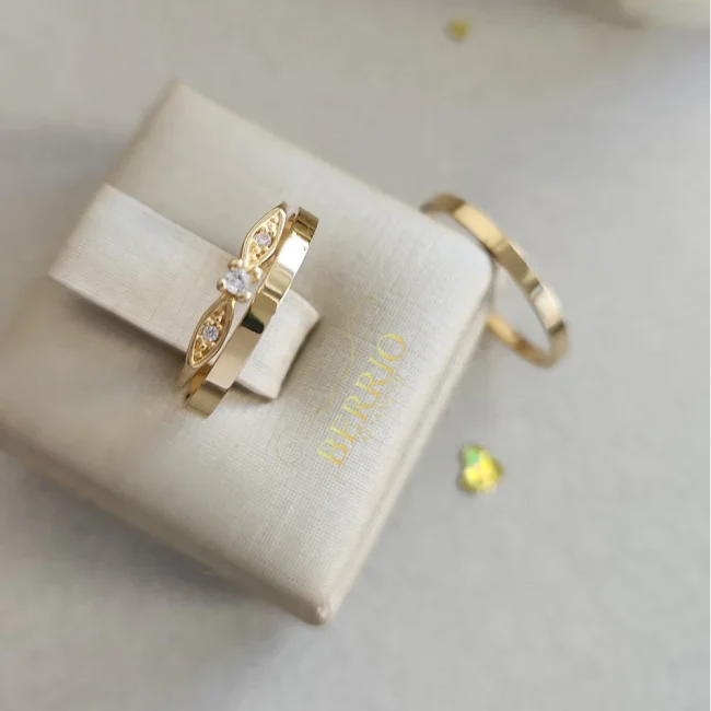 Combo de Alianças de Moedas Antigas em Feira de Santana com Anel Solitário Nova Odessa